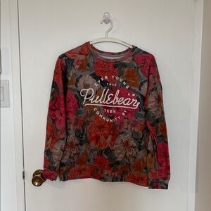 Pull&Bear women’s Floral Sweatshirt - M
